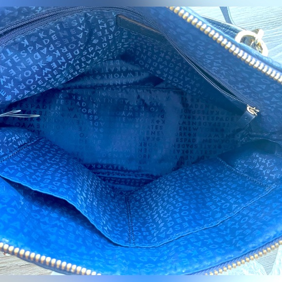 Kate Spade EUC quilted crossbody Navy - Picture 6 of 6
